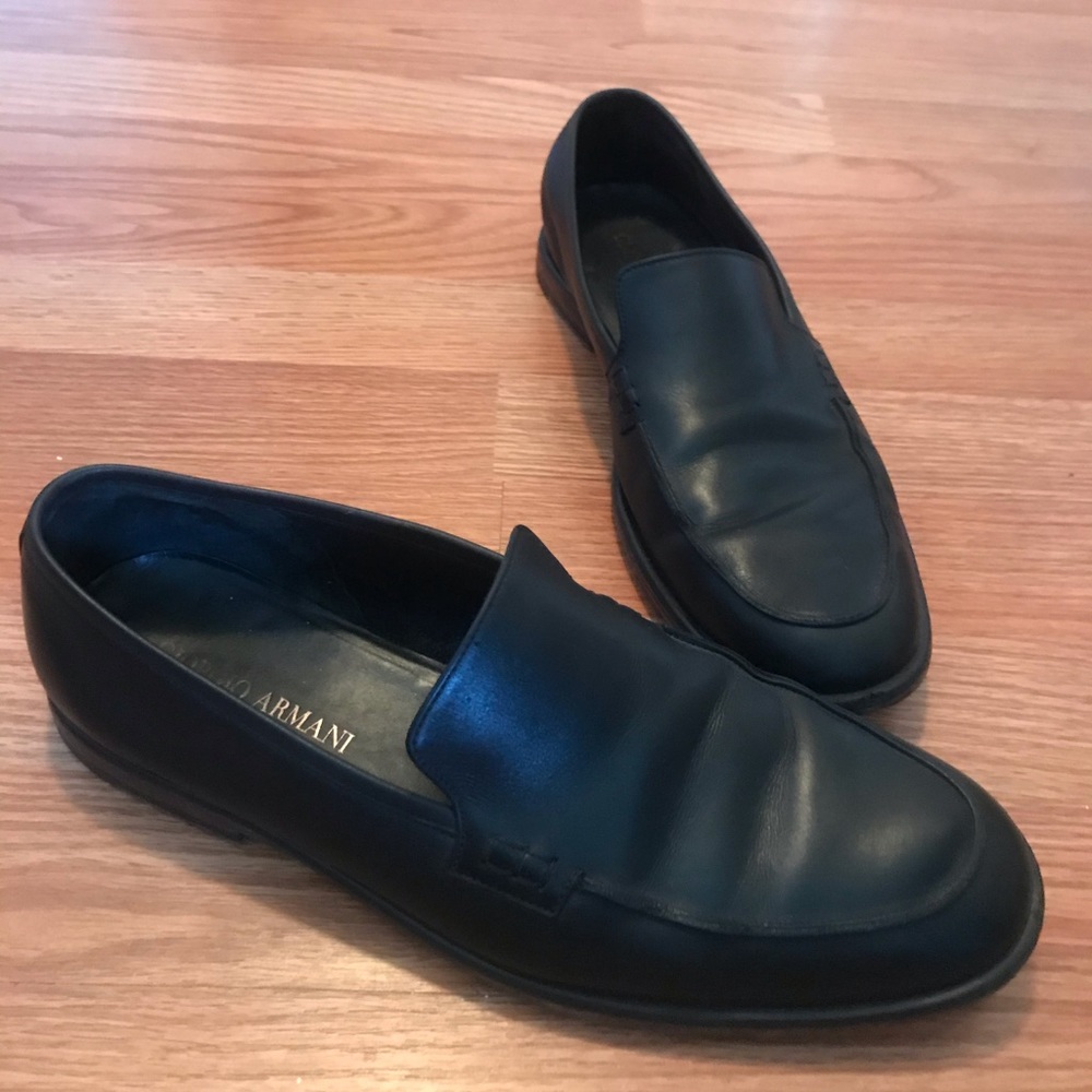 SALE !!!Giorgio Armani size 9.5 Men Leather Shoes.